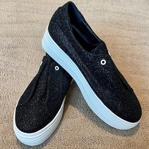 🎱Here/Now Black Sparkle Platform Slip-On Sneakers - Size 9🎱
